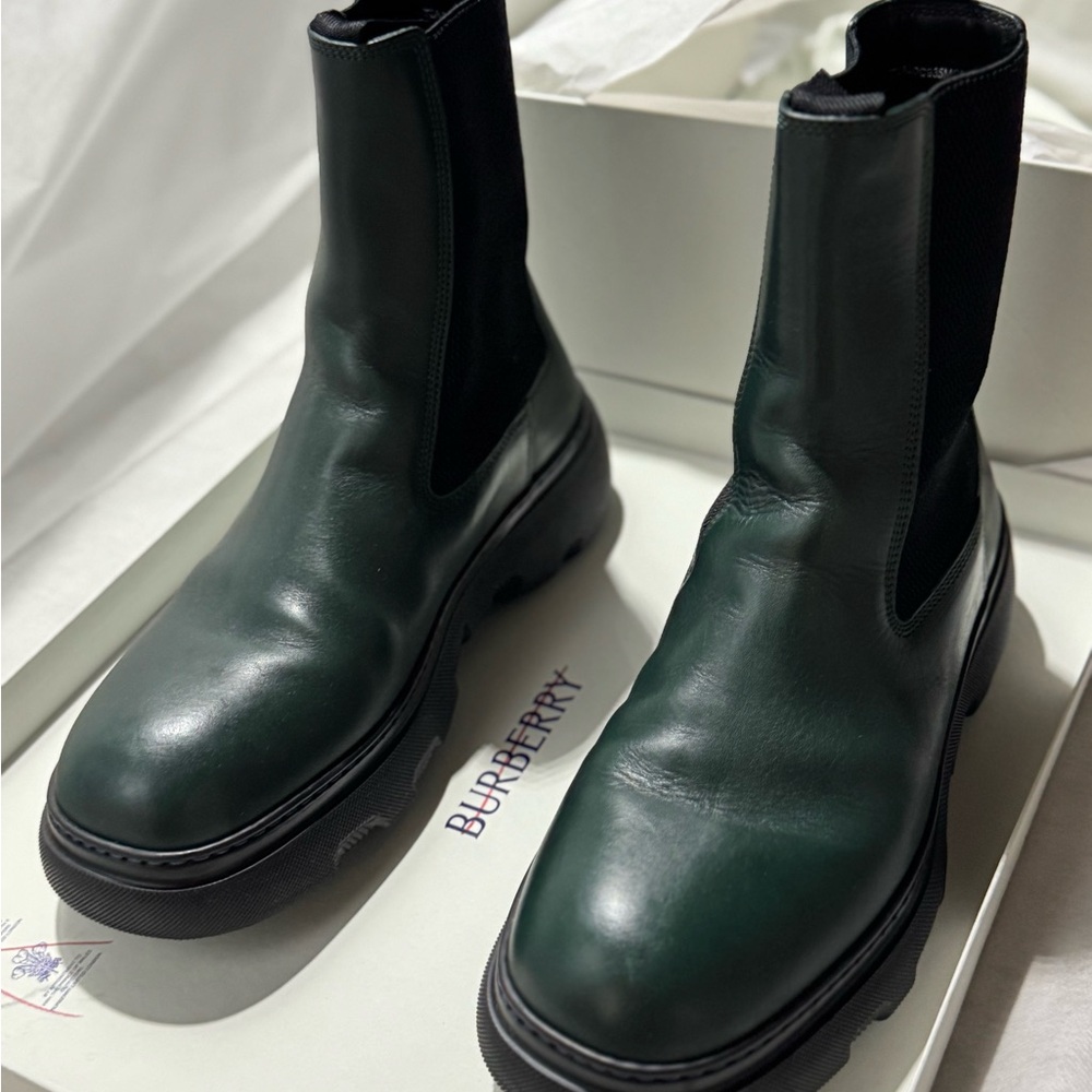 Burberry Men's Dark Green Leather Boots